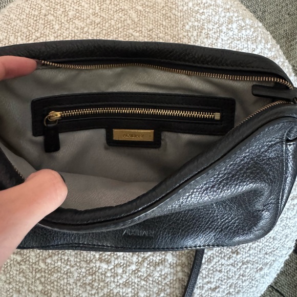 Aritzia Auxiliary 100% Leather Black Crossbody Bag - Picture 3 of 3